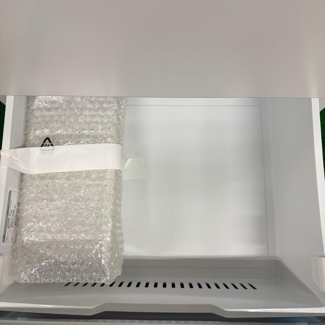 073 2025年製　未使用品　ガラストップ　大きめサイズ　ハイセンス　冷蔵庫