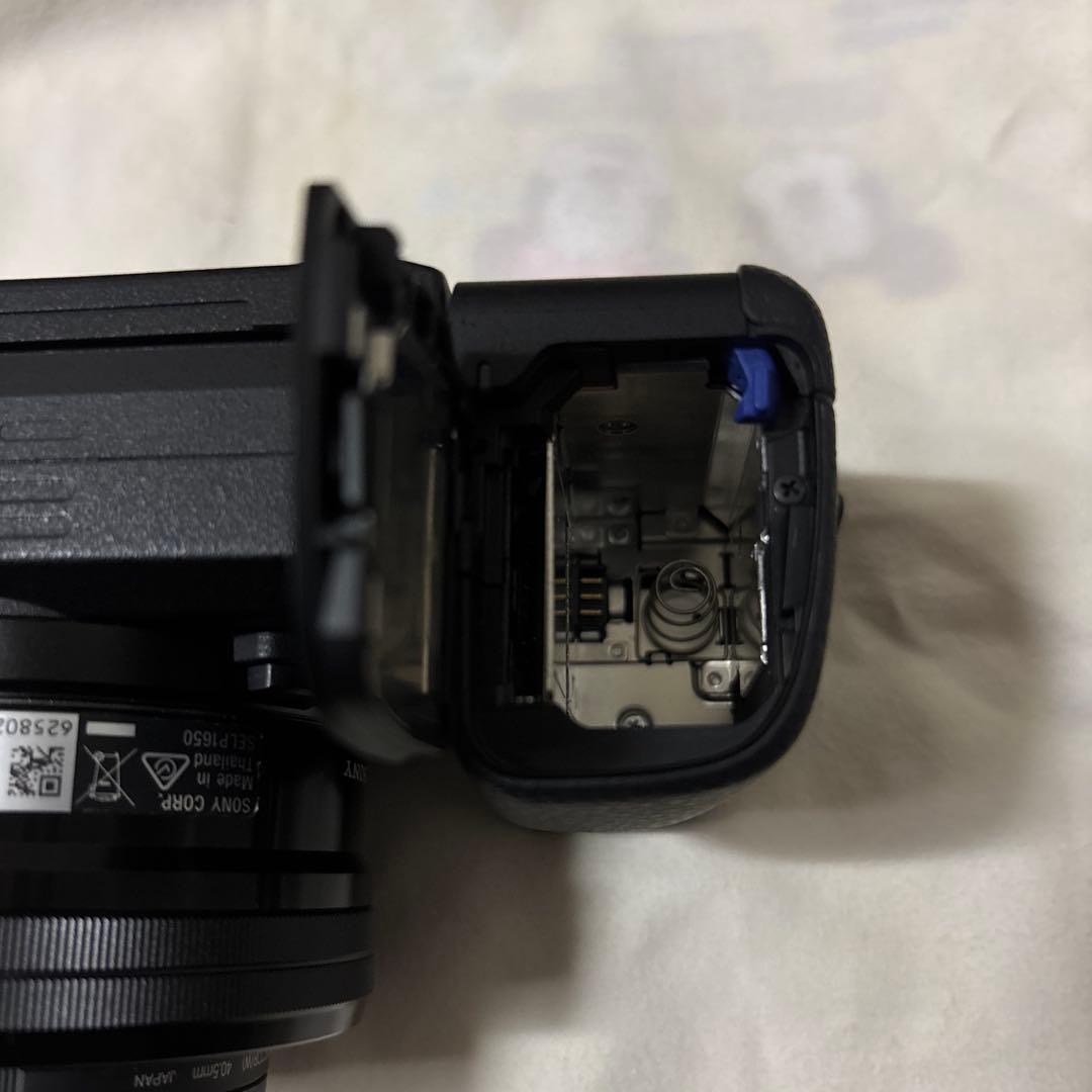 【美品】SONY α6400 ズームレンズキット ILCE-6400L