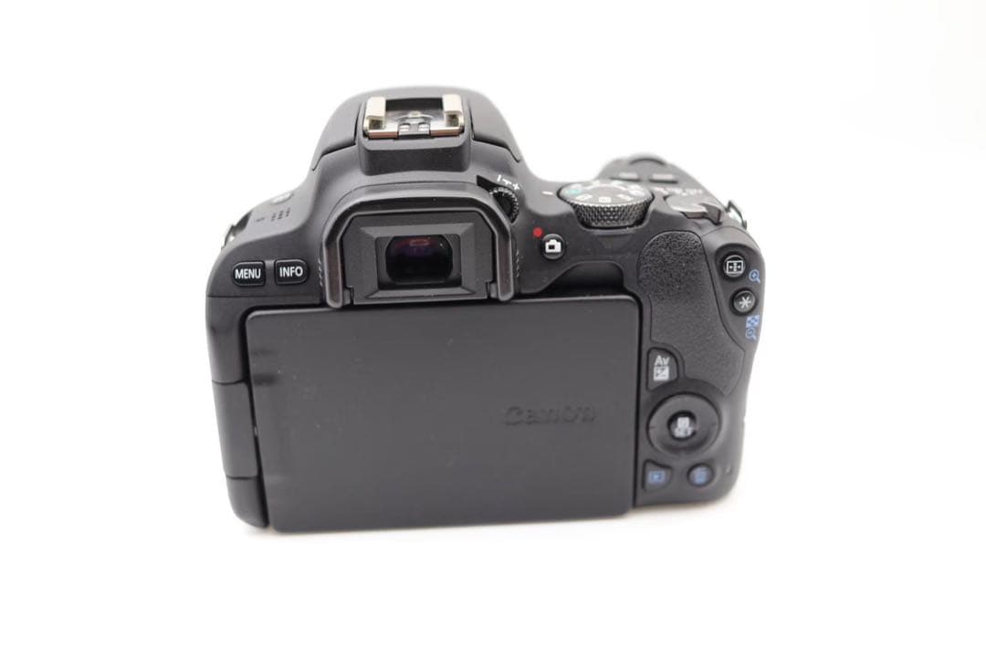 ☆美品【Canon】EOS Kiss X9 ボディ キャノン キヤノン