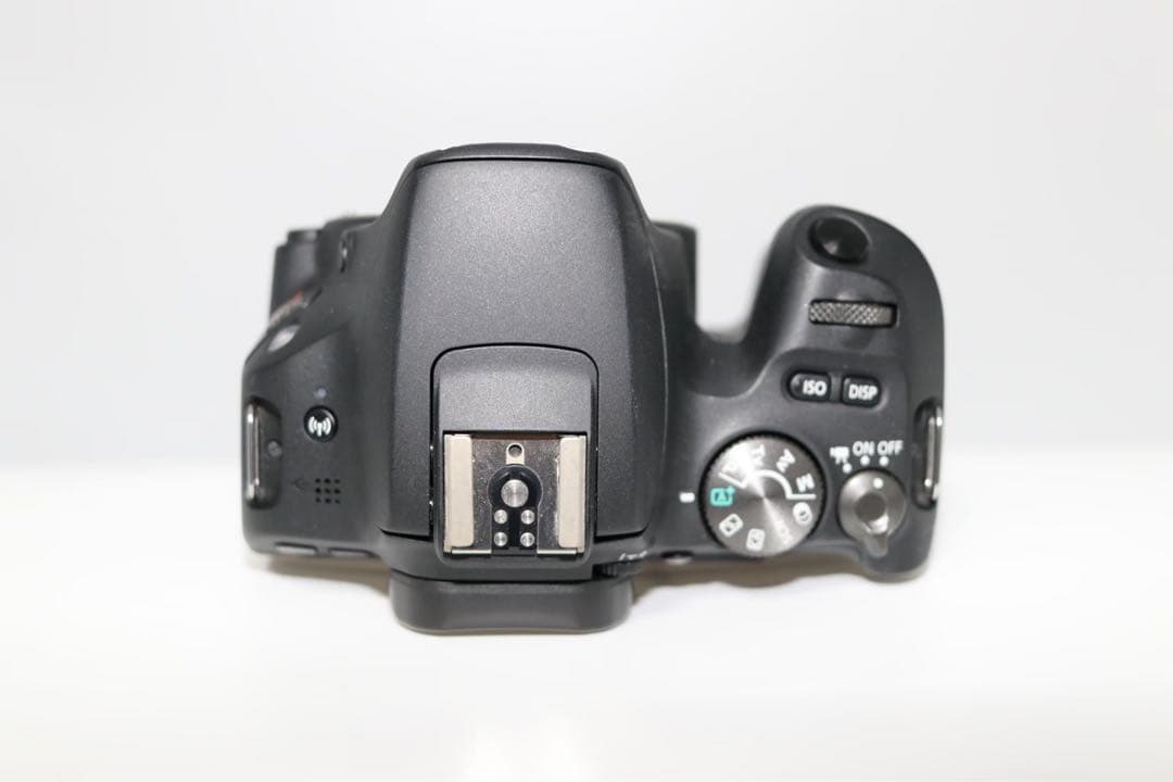 ☆美品【Canon】EOS Kiss X9 ボディ キャノン キヤノン