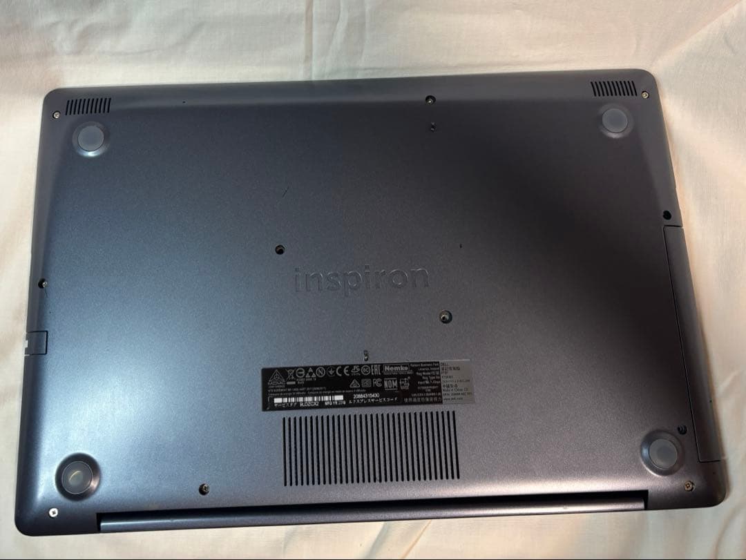 その他ノートPC本体 dell Inspiron5570 i7-8850U/32G/SSD256