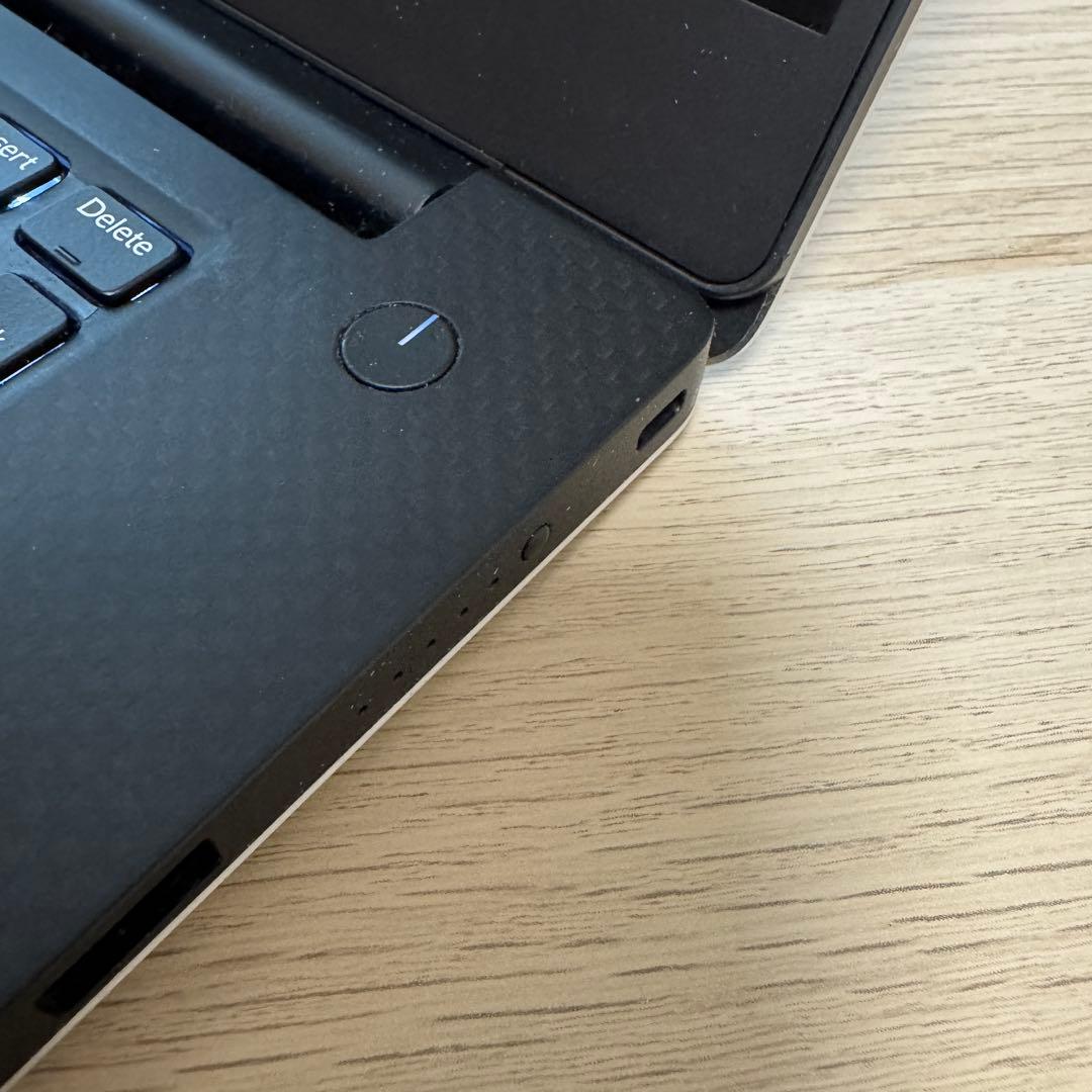 DELL XPS15 9560 15インチi7 32GB 225GB