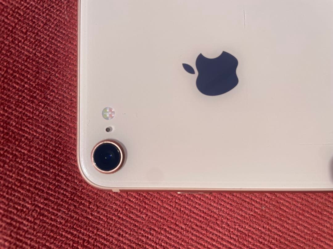 Apple iPhone 8 silver 本体　美品