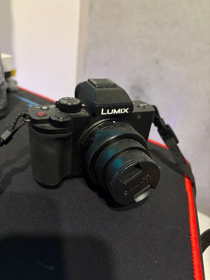 デジタルカメラ LUMIX DC-G100V