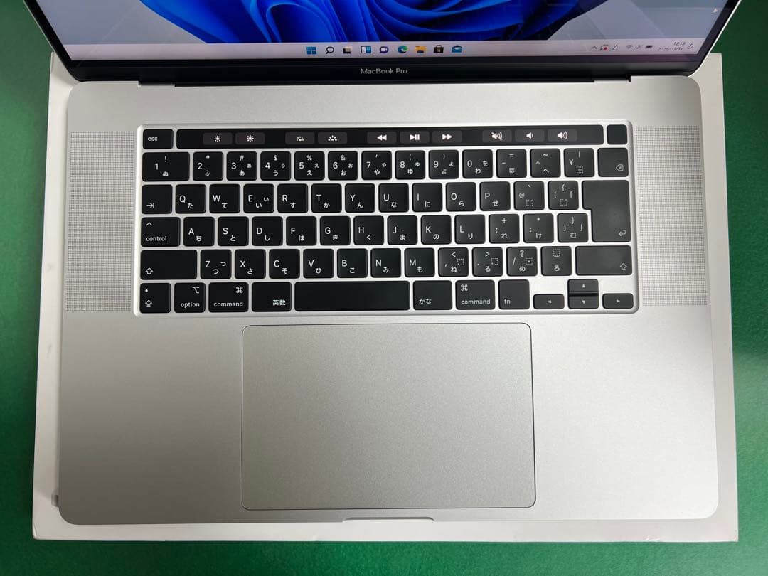ほぼ未使用⭐️MacBook Pro 2019 16in 16&512 Win