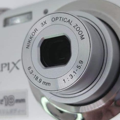 【動作品】Nikon COOLPIX S220 シルバー デジカメ コンパクト