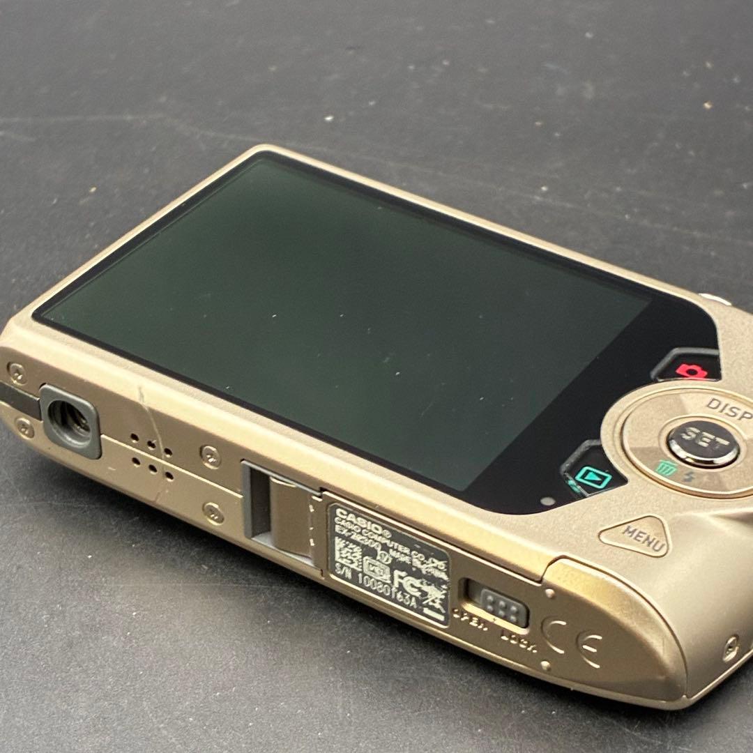 CASIO EXILIM EX-Z2300　デジタルカメラ　ジャンク品　箱付き