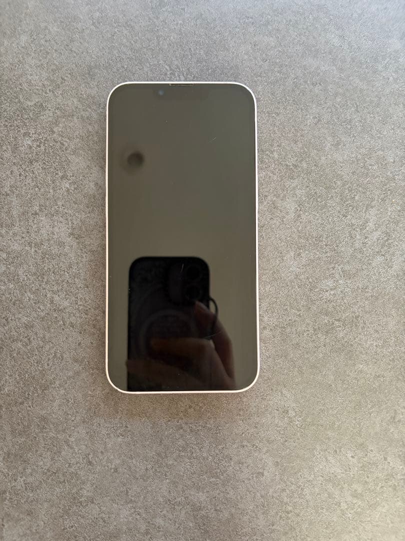 iPhone13 本体　ピンク　256GB