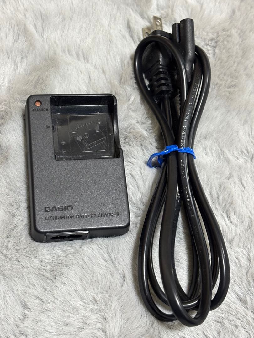 CASIO デジタルカメラ EXILIM EX-Z1080 シルバー