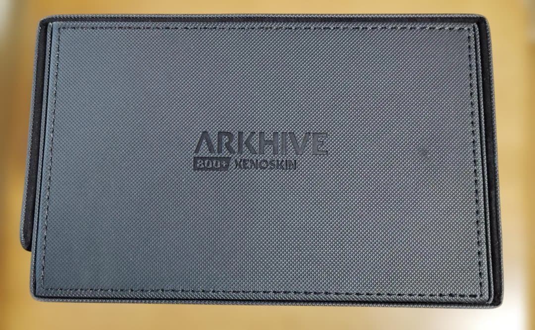 アルティメットガード トレカ用収納ボックス Arkhive 800+