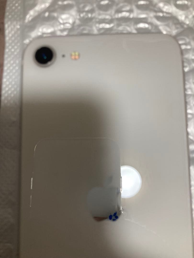 iPhone 128GB SE (第3世代)ホワイト本体 充電ケーブル付き