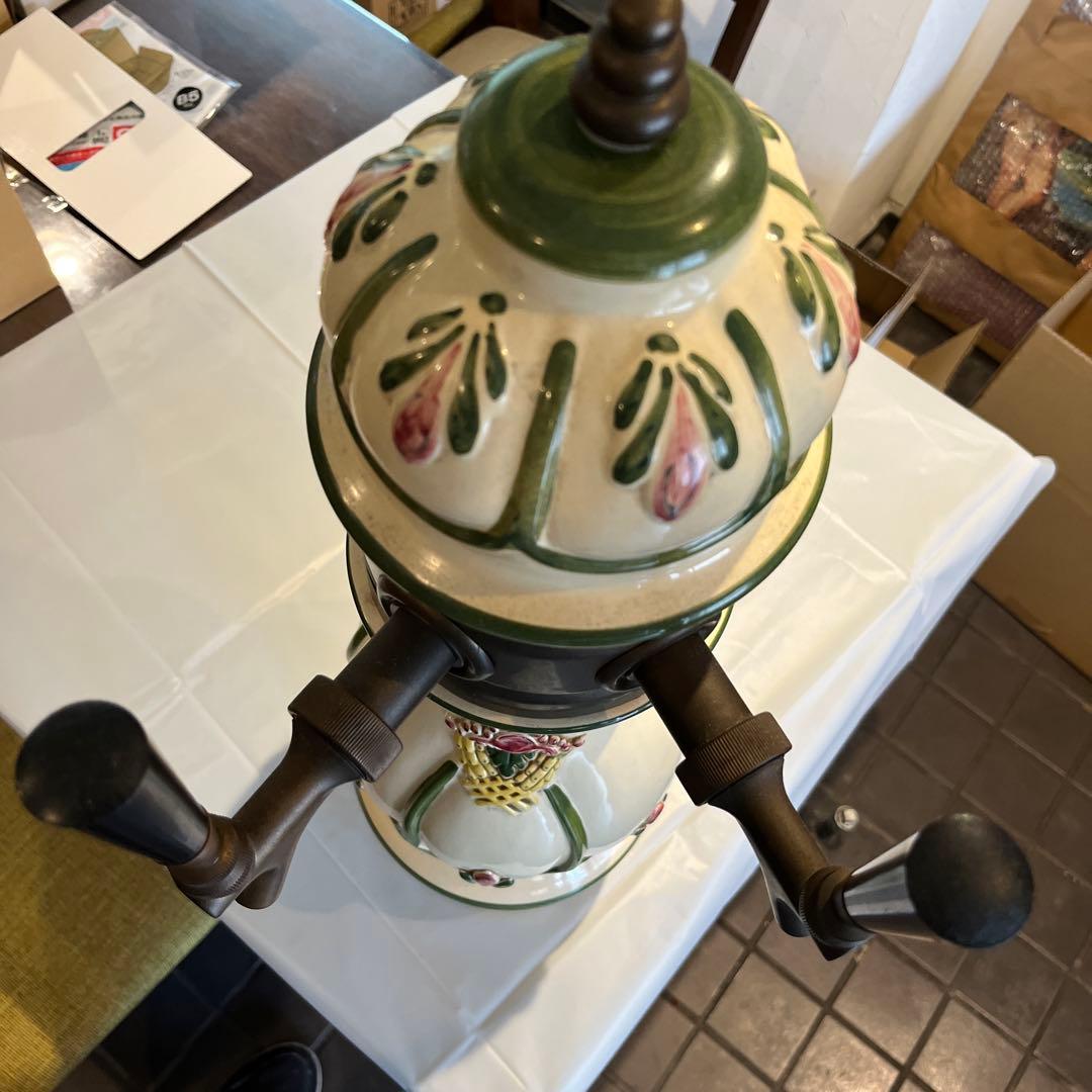 陶器製ビールサーバー