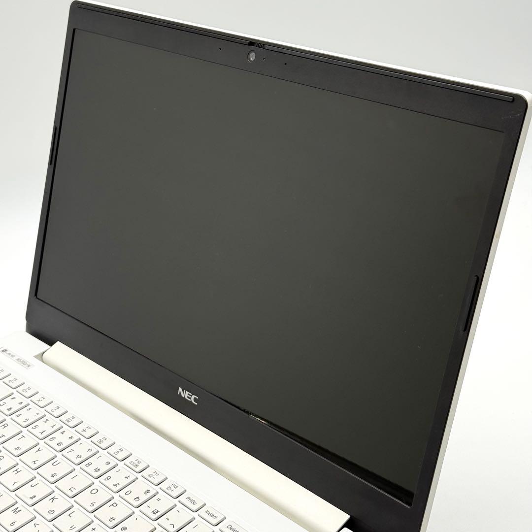 準美品 LAVIE 8世代i7 20GB 1512GB Blu-ray LED