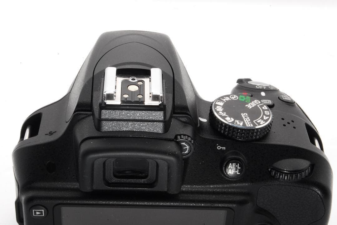 Nikon D3300 美品 ショット数9086回 手振れ補正 初心者安心セット