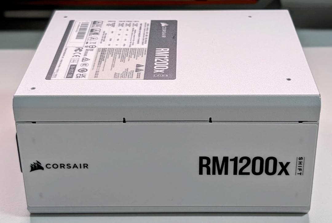 Corsair RM1200x Shift White PC電源 1200W