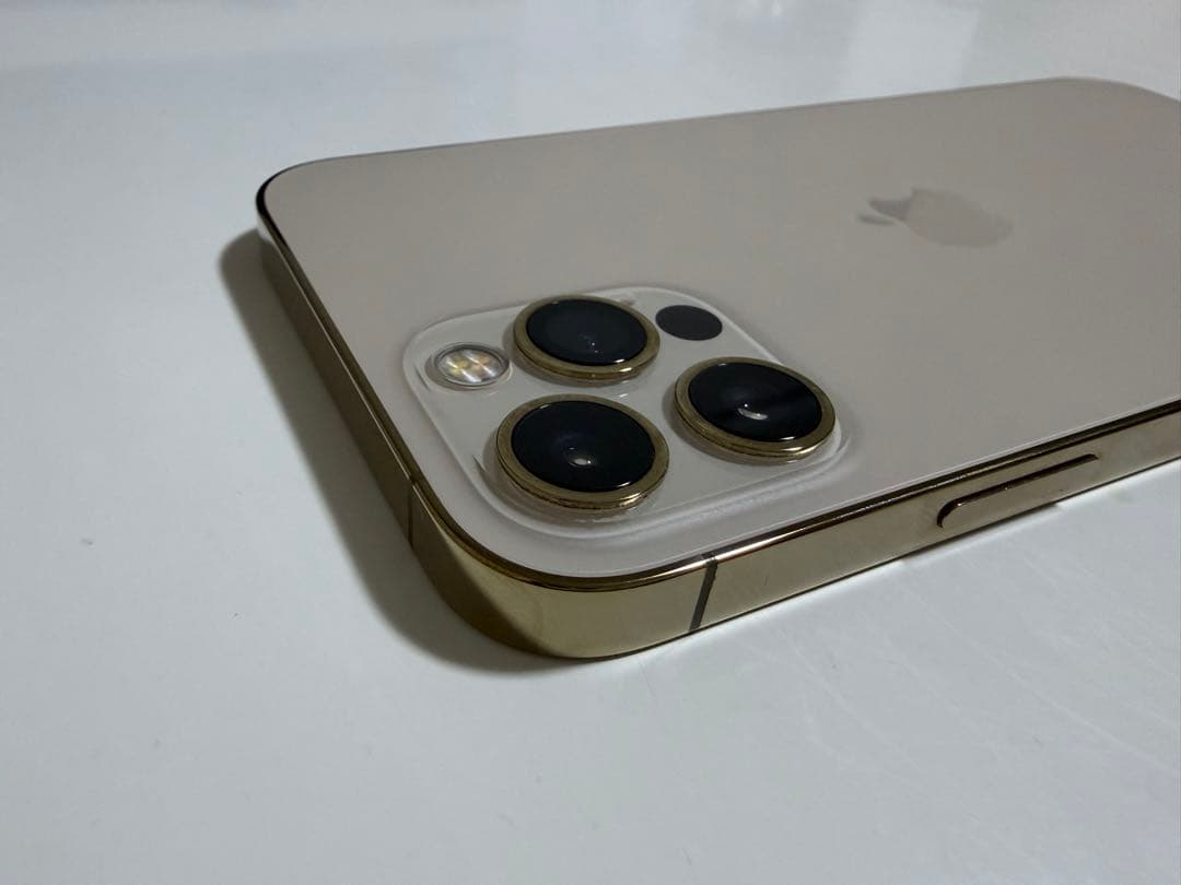iPhone 12 Pro 128GB Gold SIMフリー 美品