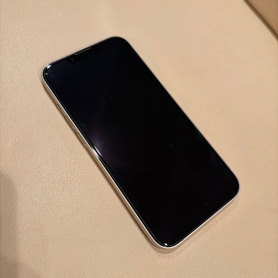 Apple iPhone 13 128GB SIMフリー　スターライト本体