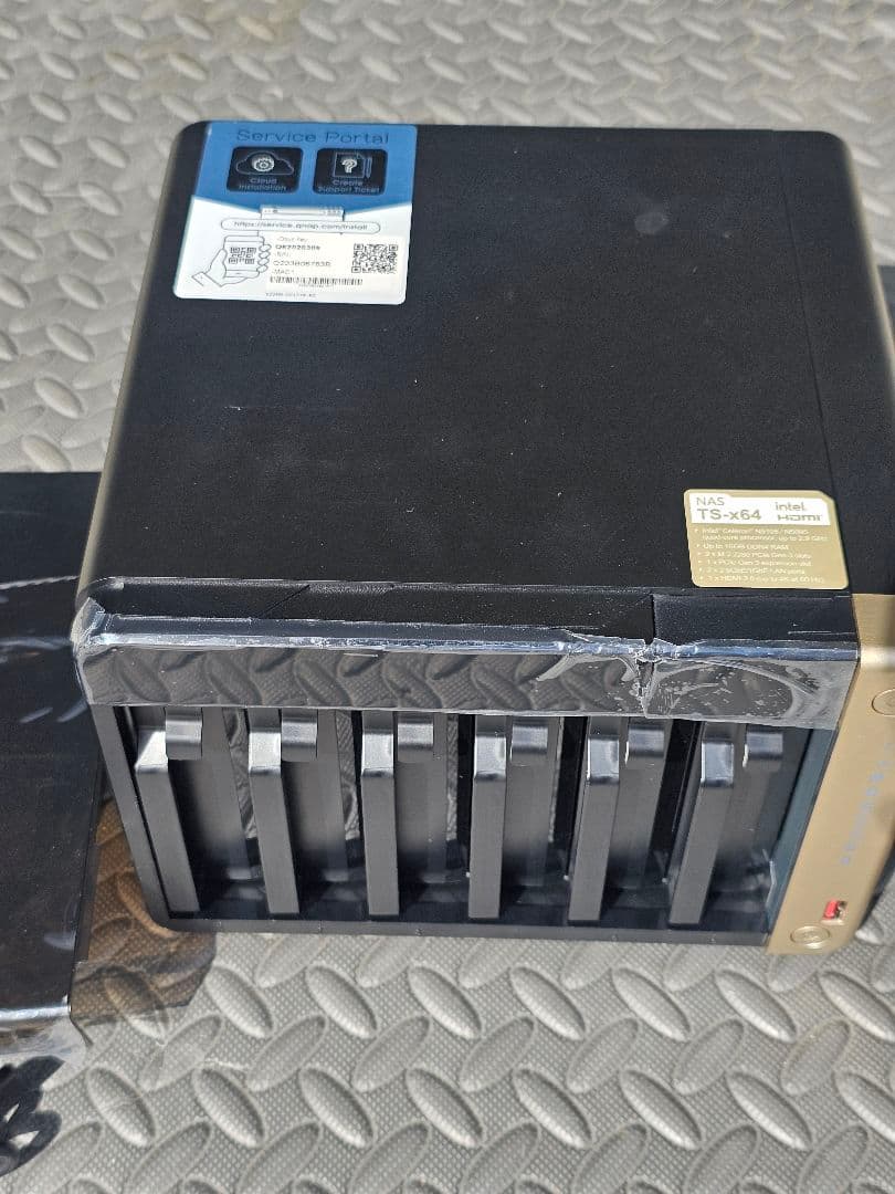 QNAP TS-664 6ベイNAS 16GB 2.5GbE 10G増設済み