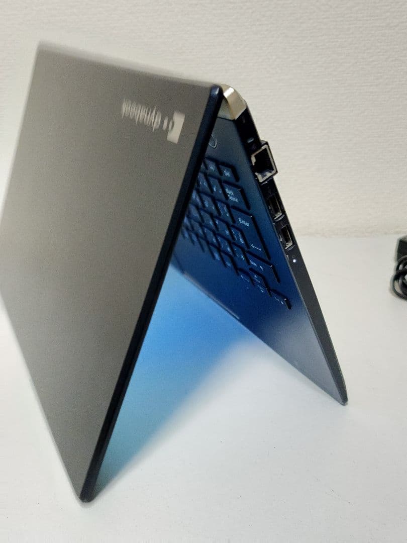 軽量 Dynabook GZ83上位ノートPC i7/16GB/SSD 1TB