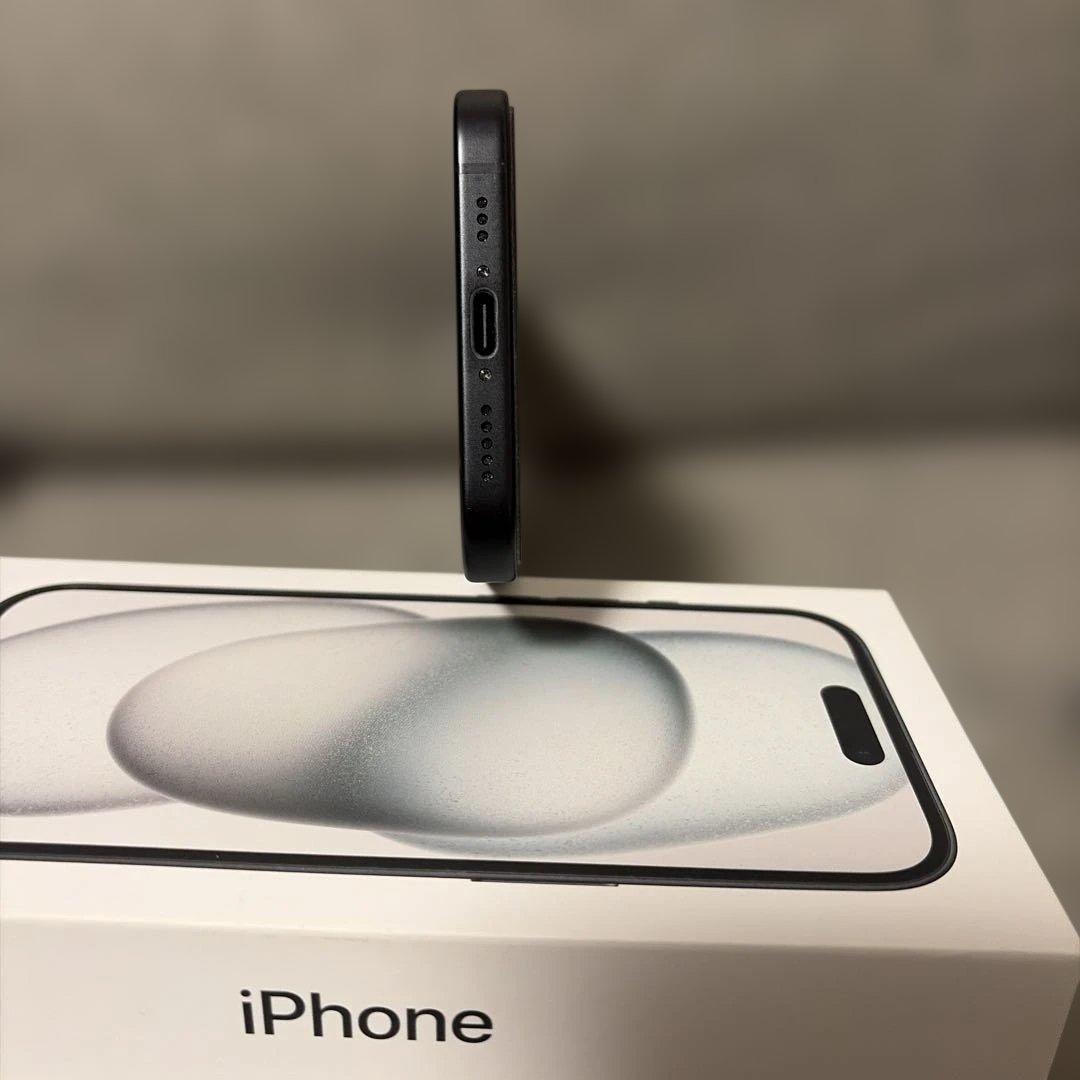 iPhone15 128GB ブラック　SIMフリー