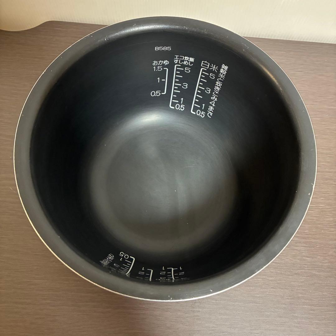 【美品】2022年製 ZOJIRUSHI NW-VH10 極め炊き 5.5合炊き