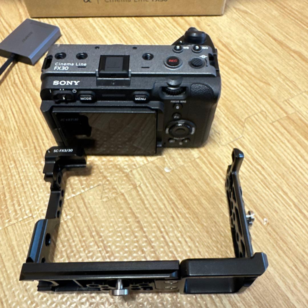 SONY FX30（ケージ付）