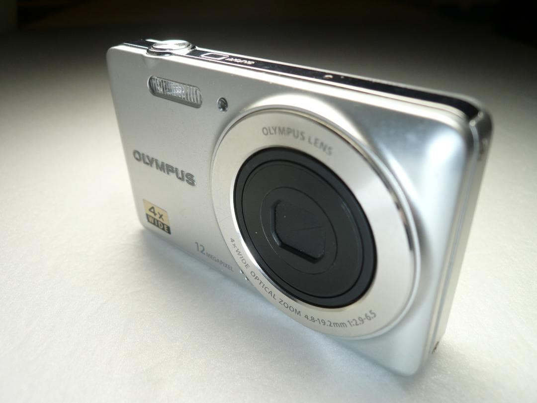 オリンパス VG-110⭕️安心の実働品❤️小さくて軽量★光学4倍1200万画素