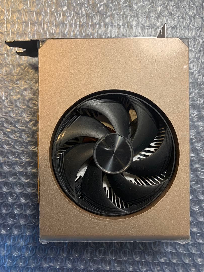 グラフィックボード・グラボ・ビデオカード MSI RTX 5060 8G INSPIRE ITX OC VD9188