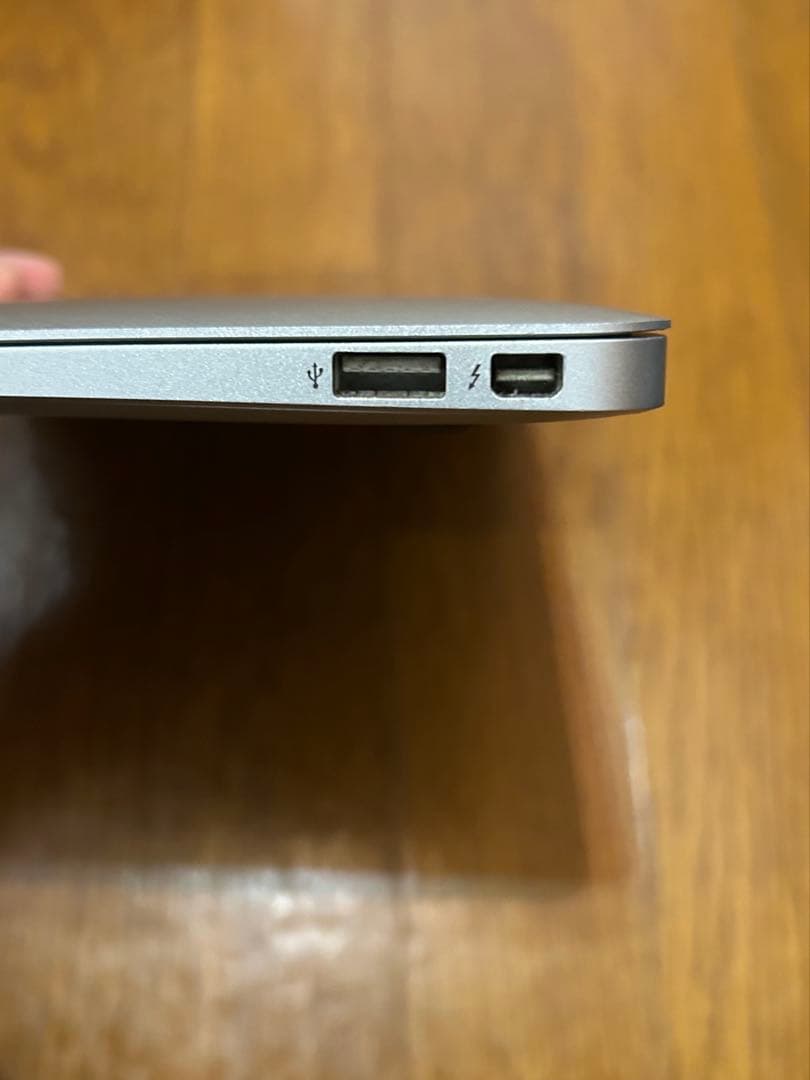 MacBook Air (11-inch, Mid 2013) 【修理歴アリ】