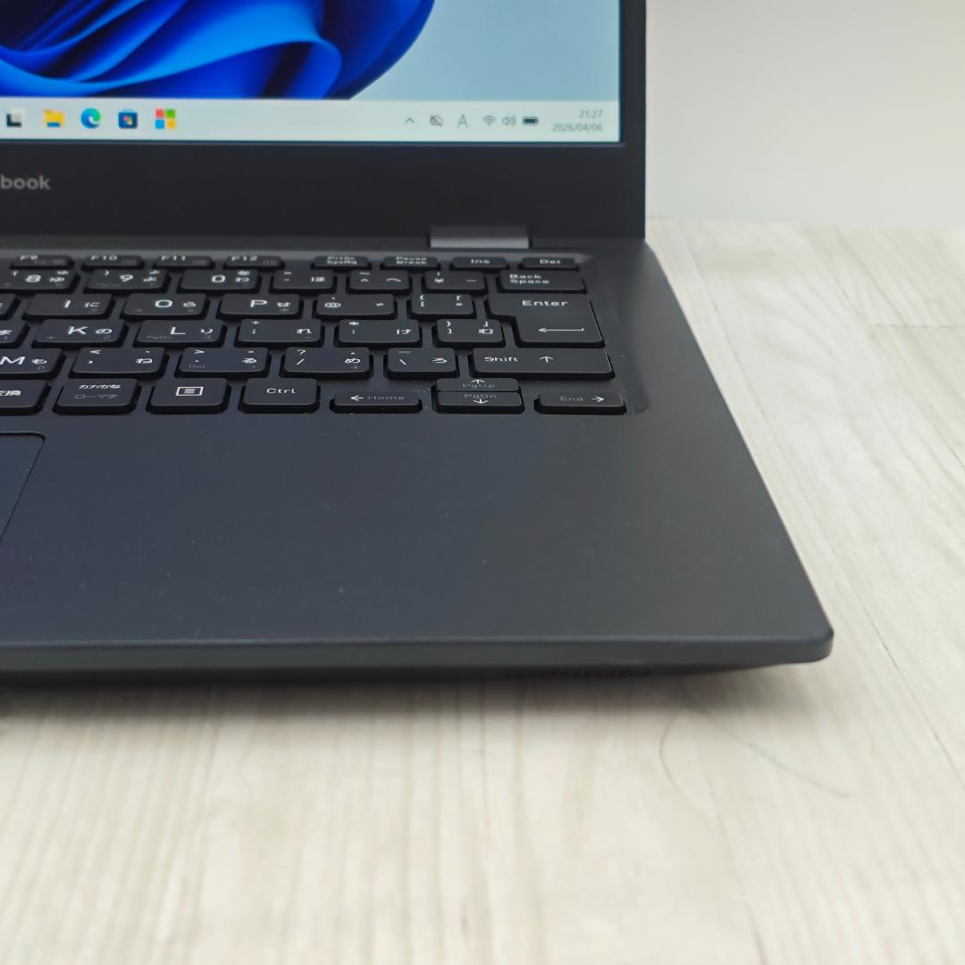 新品バッテリ＆液晶dynabook G83/LW 16/512GB 第13世代①
