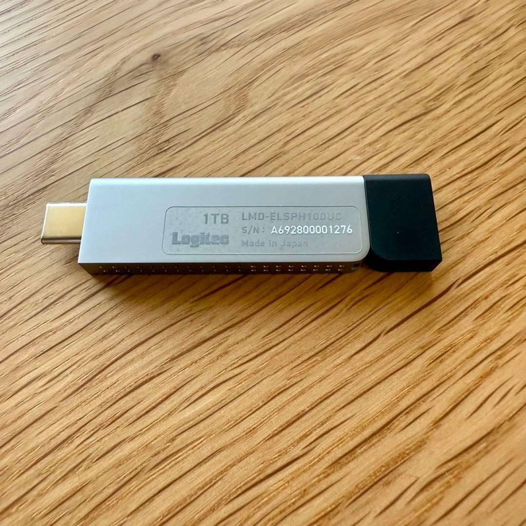ロジテック製 スティックSSD USB-C 1TB LMD-ELSPH100UC