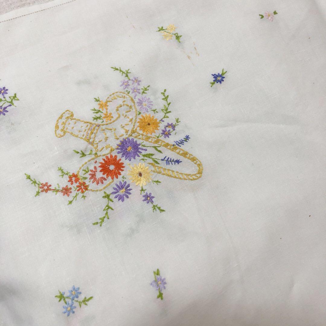 アンティーク　リネン　手刺繍　テーブルクロス