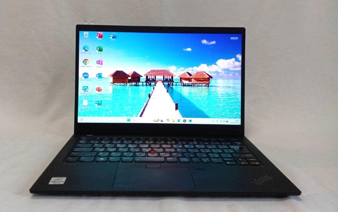 良品 薄型 i7 SSD1TB Thinkpad X1 Carbon Gen8