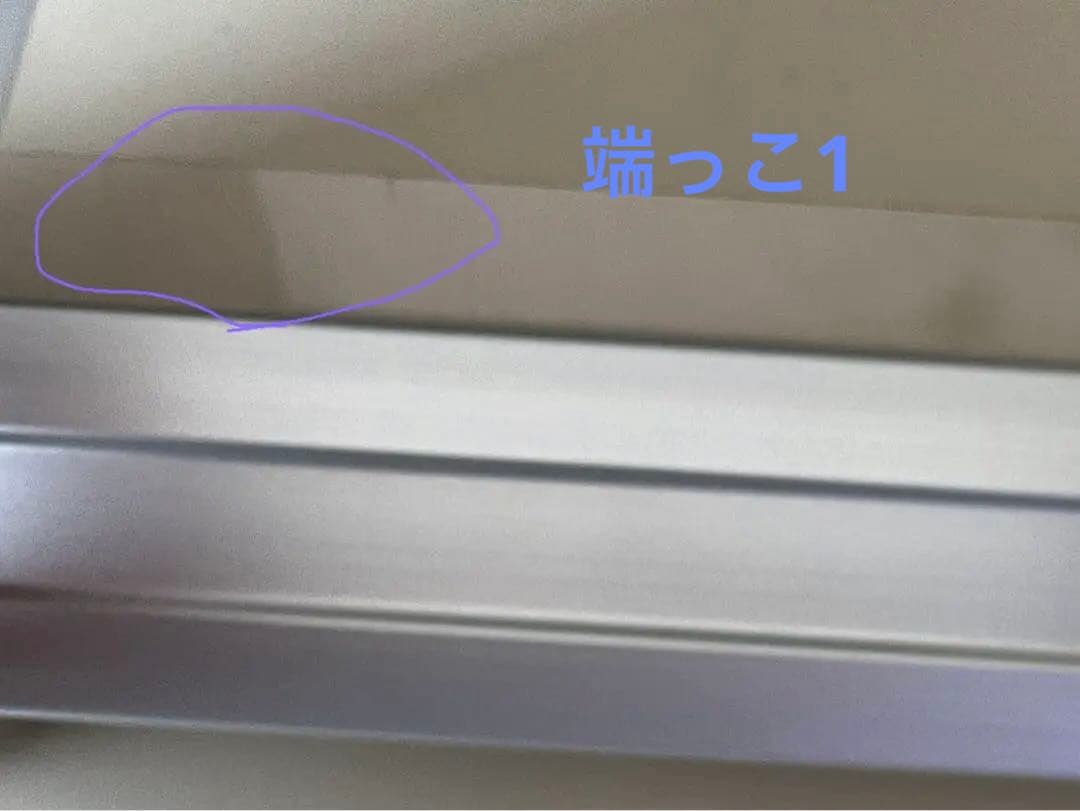 製図検品物　透明定規部分ヒビ　くすみ