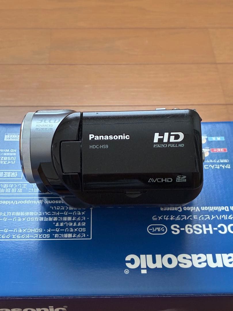 【完品】Panasonic HDC-HS9 フルHDビデオカメラ バッテリー2個