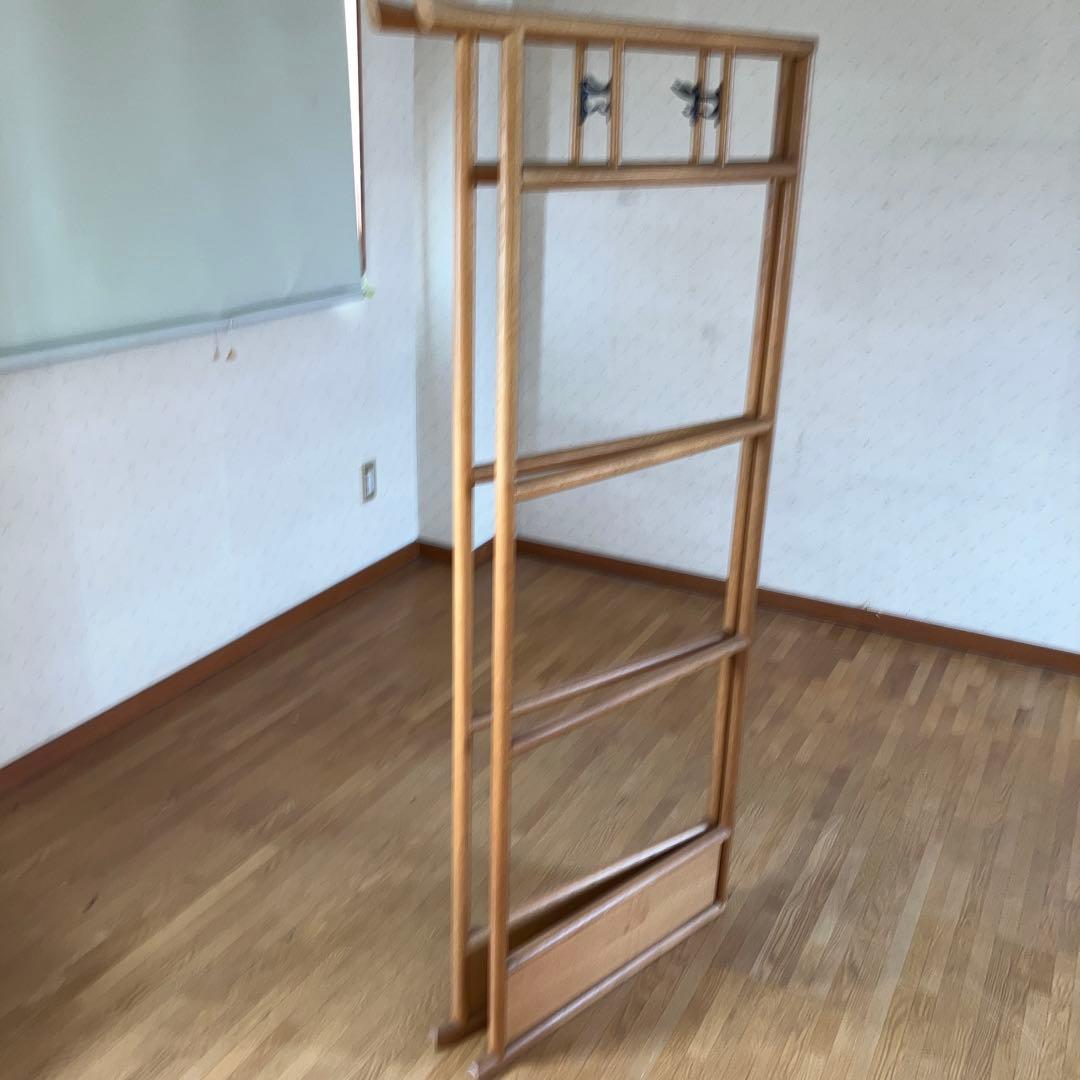 木製二つ折り衣類掛け フック4つ付き