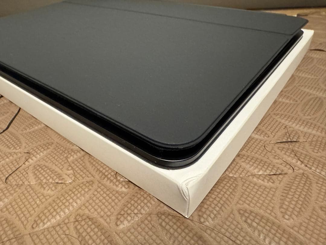 Magic Keyboard iPad Pro 13インチM4 M5