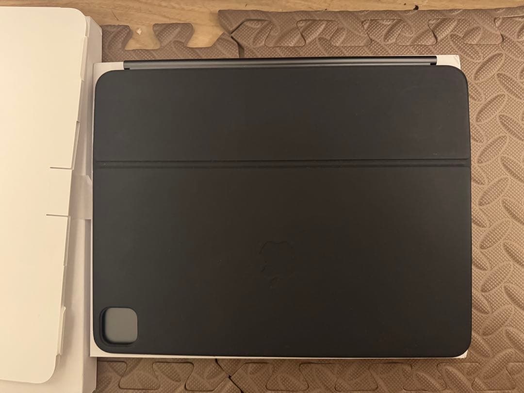 Magic Keyboard iPad Pro 13インチM4 M5