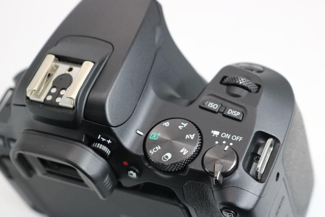 美品 【Canon EOS Kiss X10 ダブルレンズセット】
