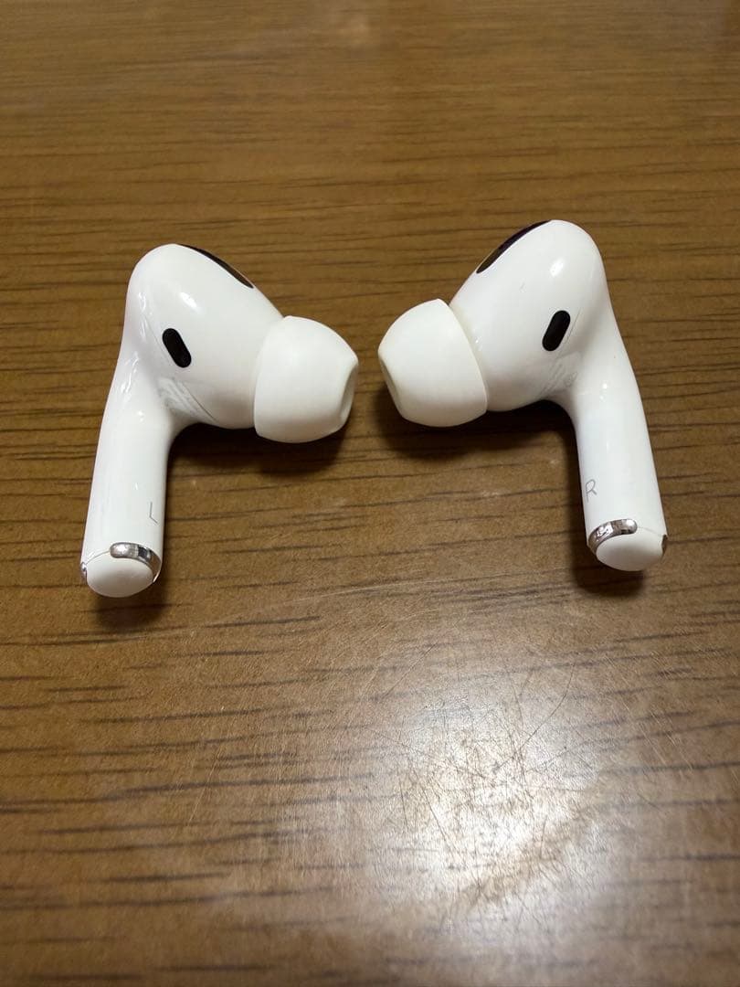 【正規品】AirPods Pro 本体 充電ケース付き　箱付き
