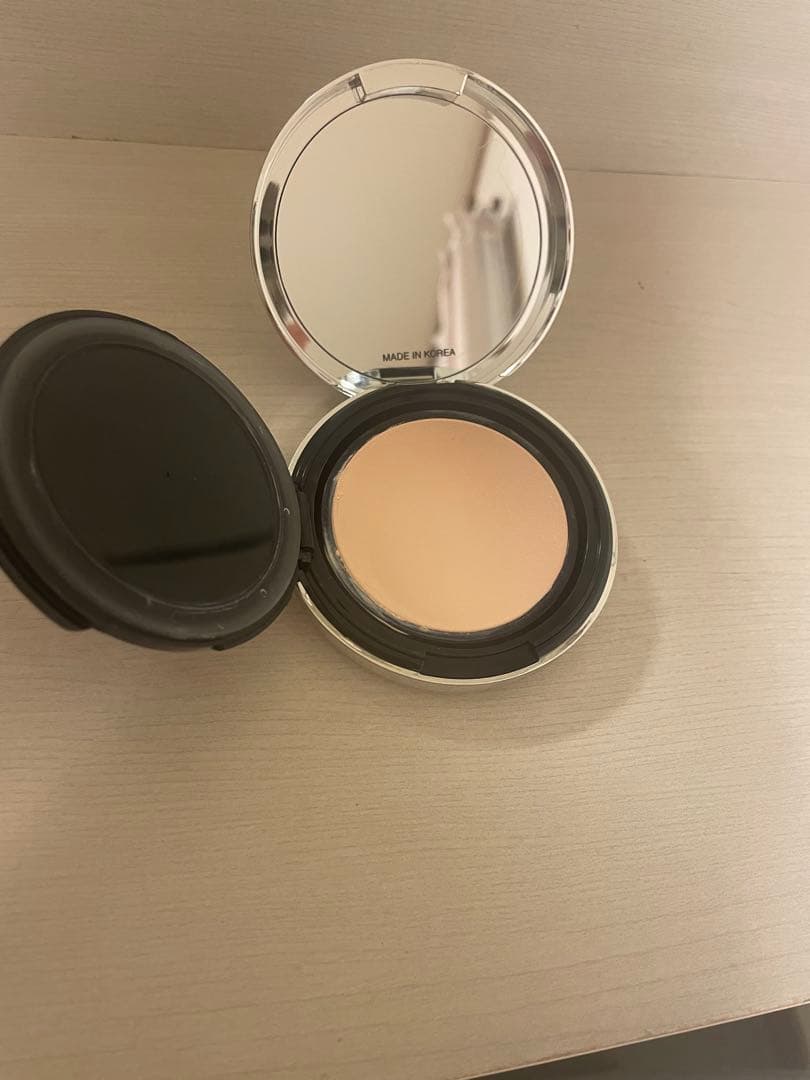 Dior クッションファンデーション 00N