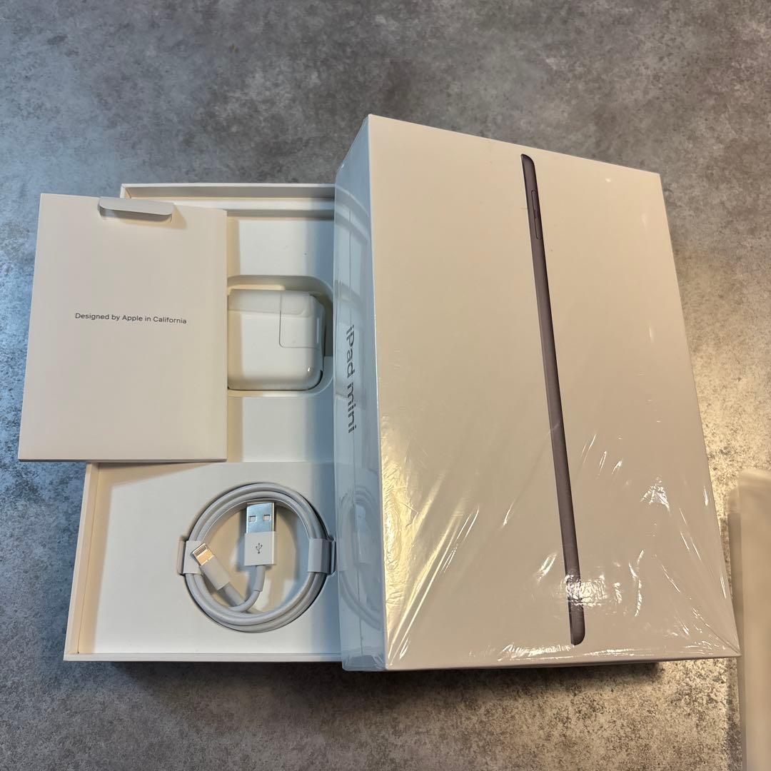 iPad mini 5 スペースグレイ(ブラック) 64GB 箱あり(オマケ付)