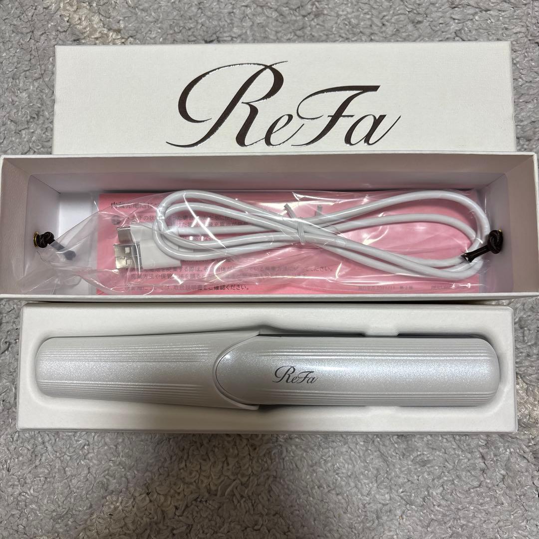 リファ　フィンガーアイロン(持ち運びアイロン)