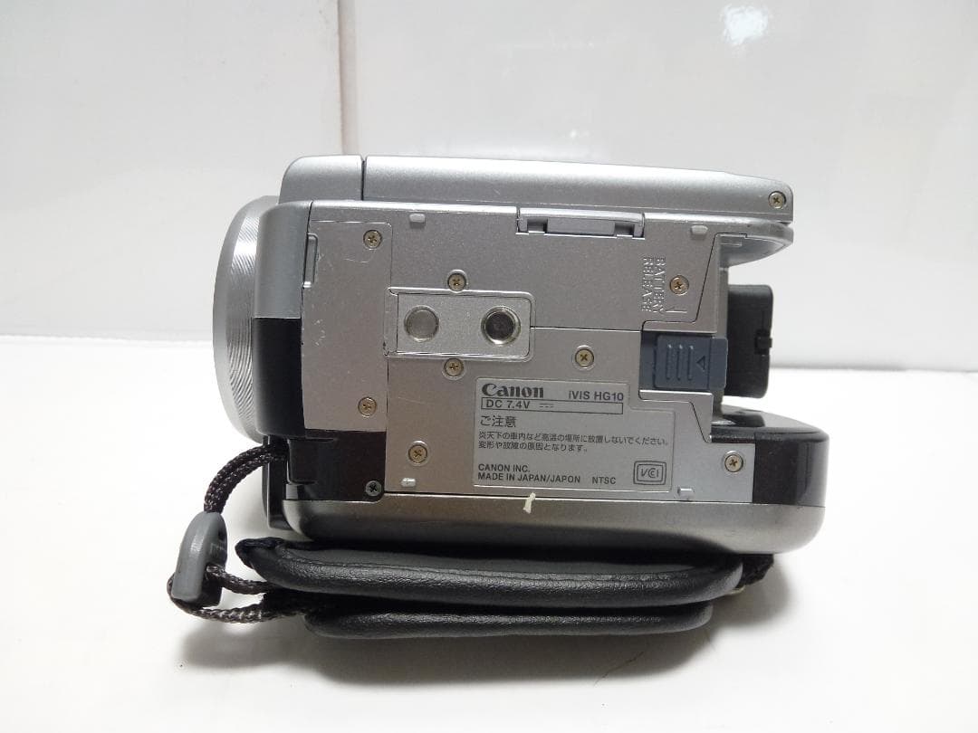 希少　動作品　キャノンビデオカメラ　iVIS HG10　HDDビデオカメラ