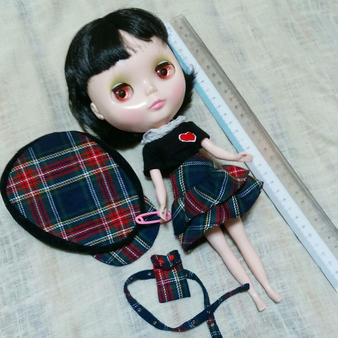 ブライス、本体2003年タカラ、身長28.5cm、黒髪ボブ、チェック柄帽子等④