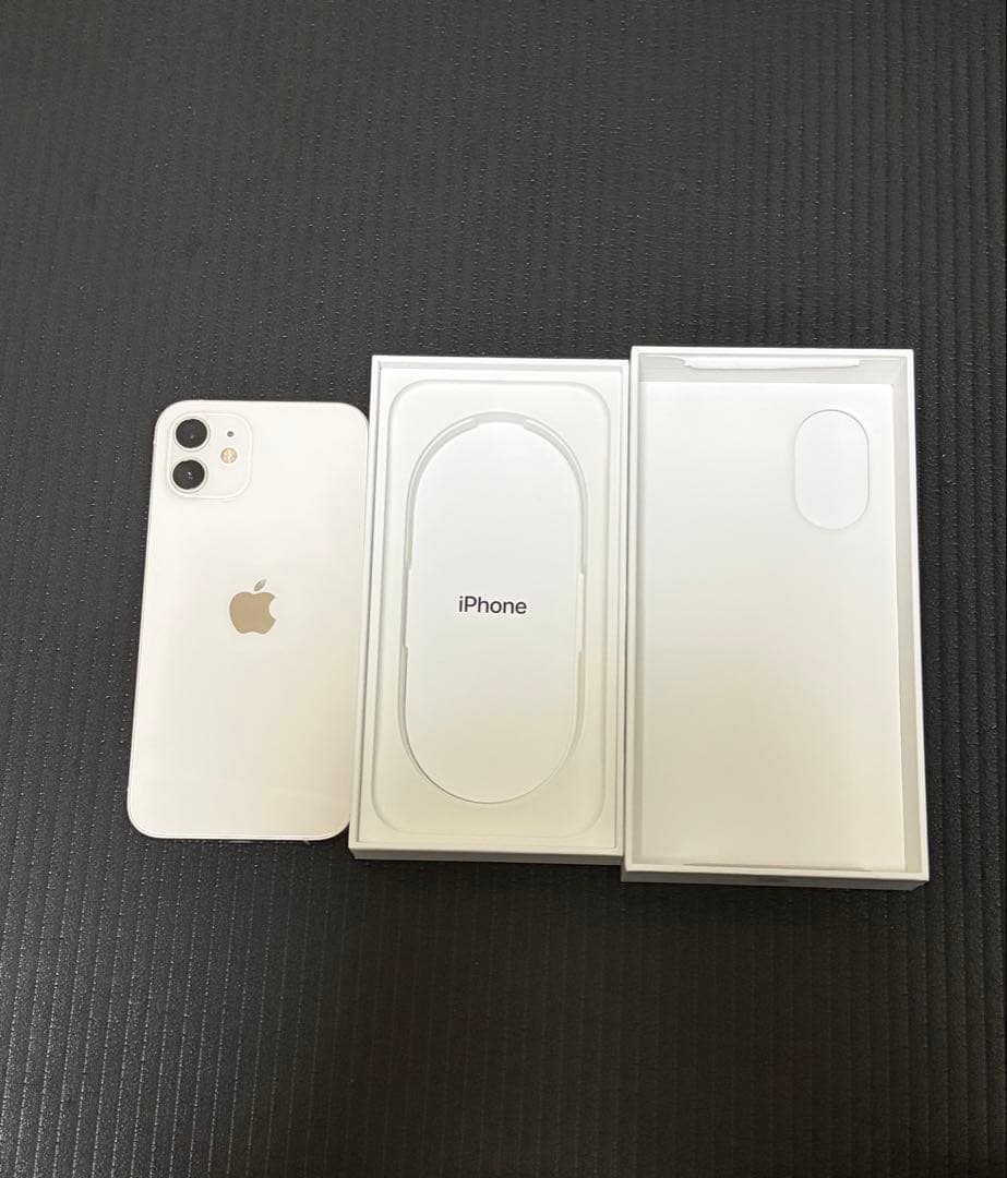 【超美品】iPhone12 128GB ホワイト本体 SIMフリー【箱付き】