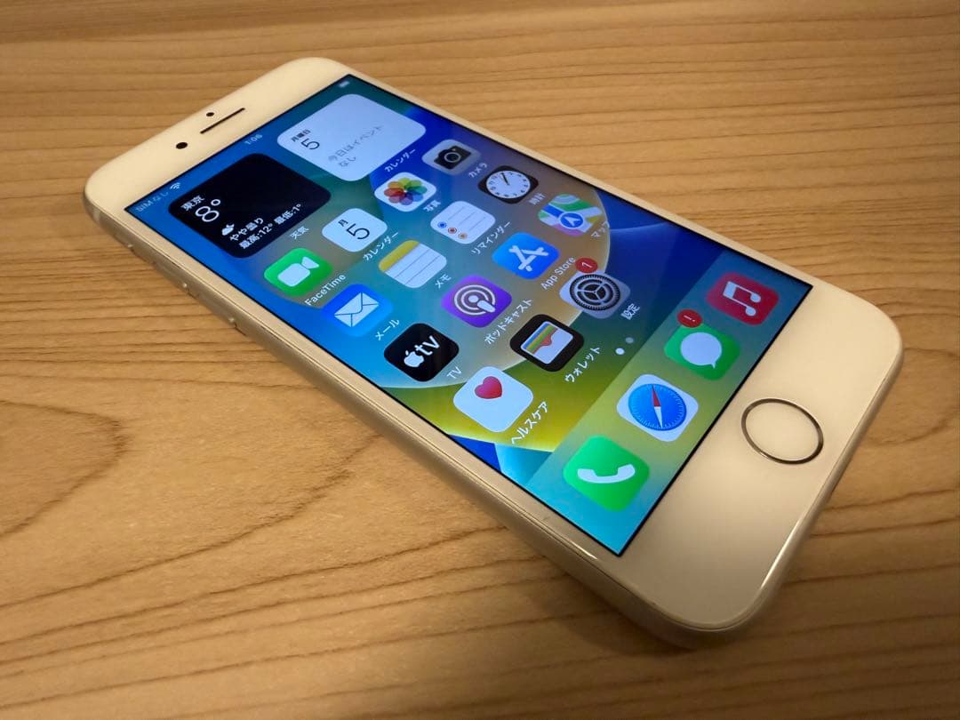 iPhone 8 64GB シルバー SIMフリー