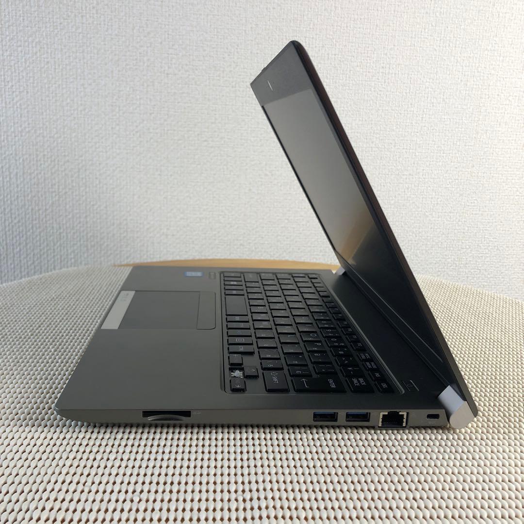 T*M様 dynabook R63/J 第8世代 i5 8GB 128GB 13