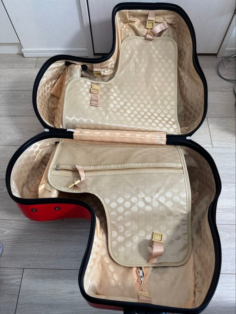 【送料込み】レーシングカー型キャリーケース 約20L