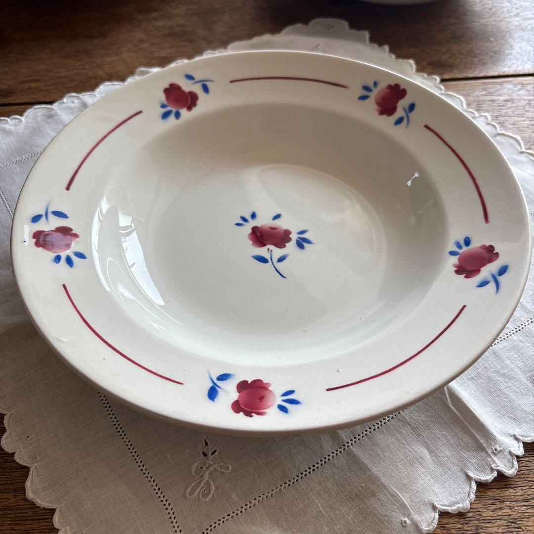 フランスアンティーク　リュネビル（Luneville） の深皿２枚セット①